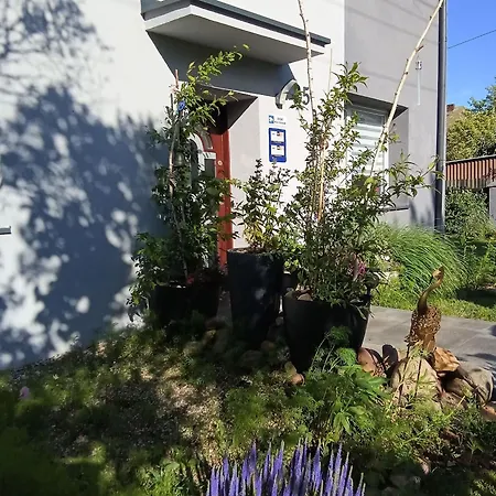 Апартаменты Seasunflowers Orowo Vintage - Secret Garden Near Sopot *